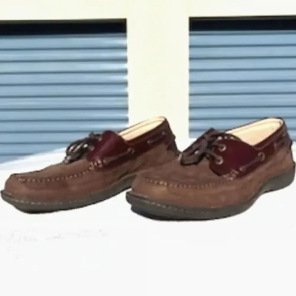 Size: 11M Comfort Gel Lace Up Loafers . Nunn Bush . New in Box